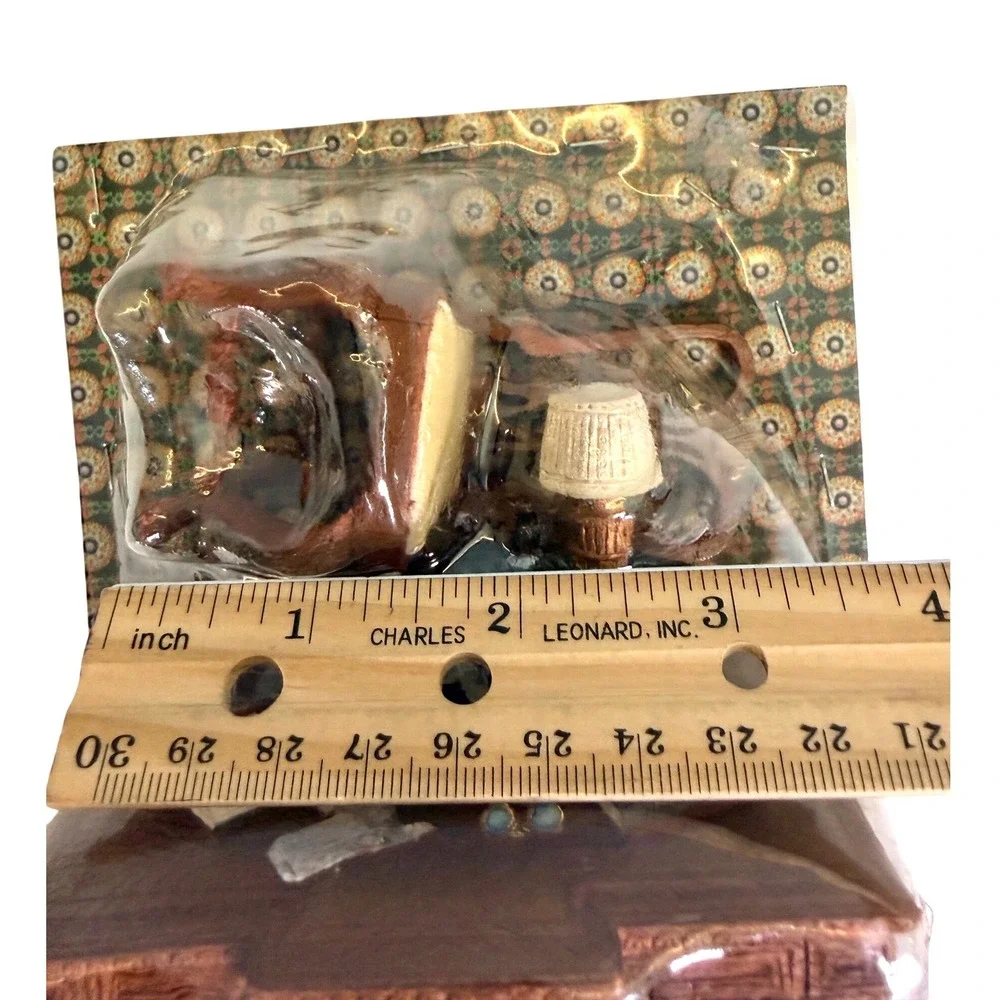 Vintage Miniature Library Desk Diorama Resin Figurine with‎ Chair and Books NIB